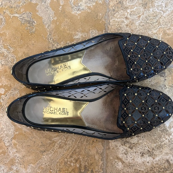 MICHAEL Michael Kors Black Flats - Picture 2 of 10